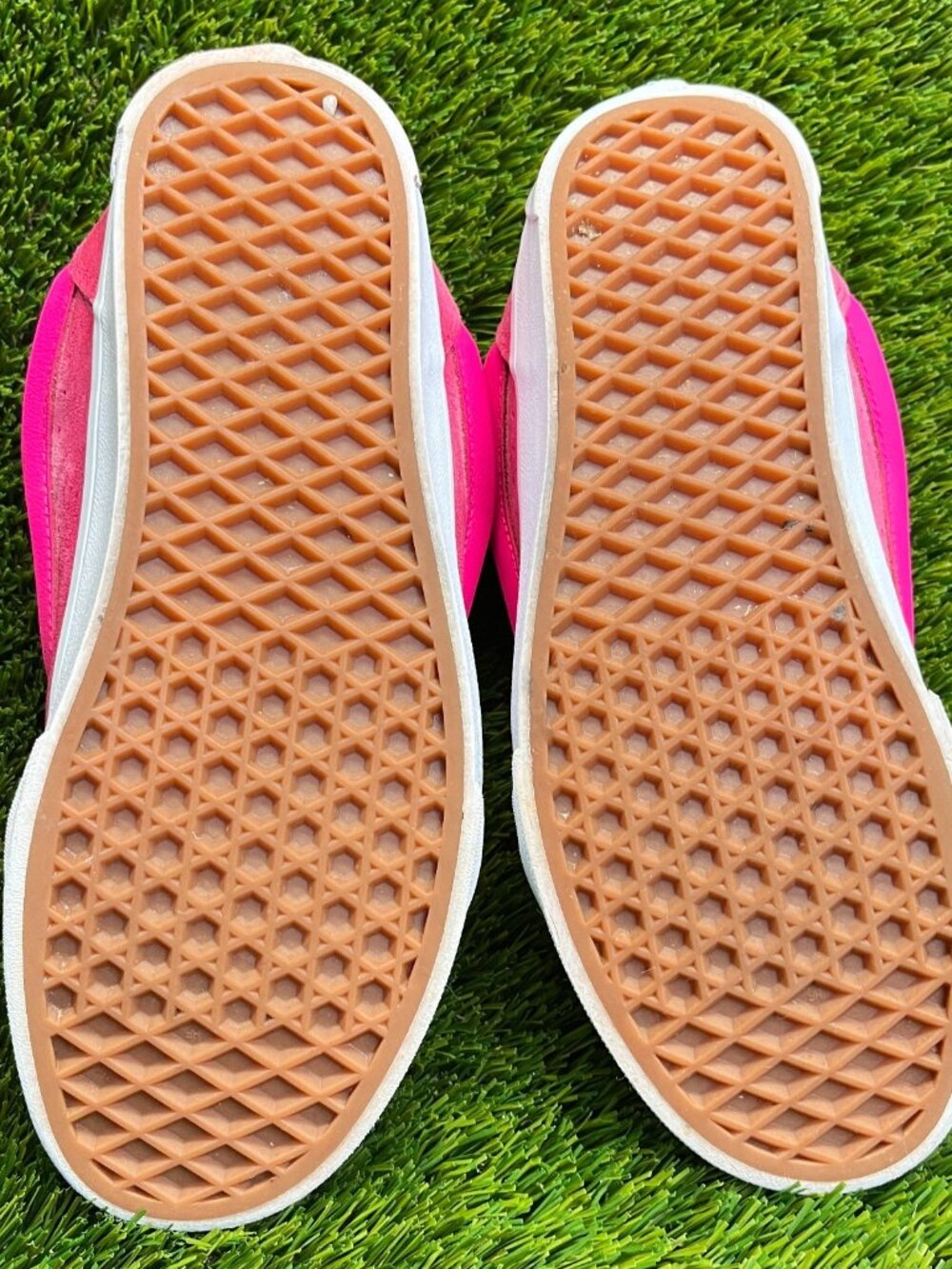 Vans Knu Skool Womens Size 8.5 Pink White Athletic Skateboard Shoes Sneakers - Picture 9 of 12